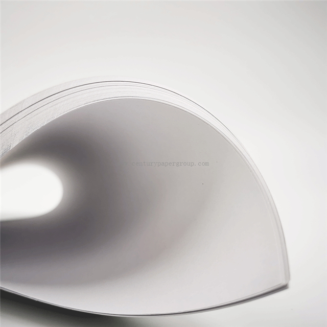 Papier offset sans bois 850*1168 60g/m2 pour carte